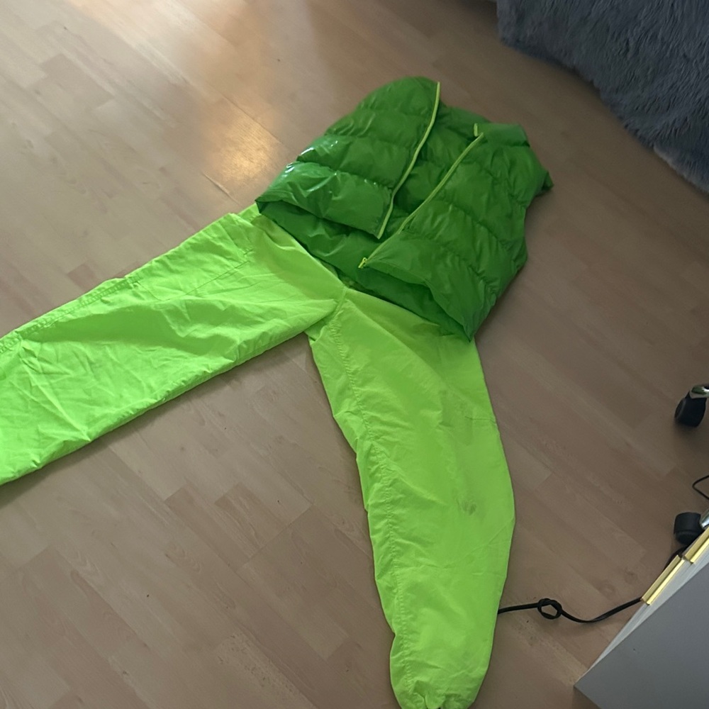Green Puffer hiphop dance costume